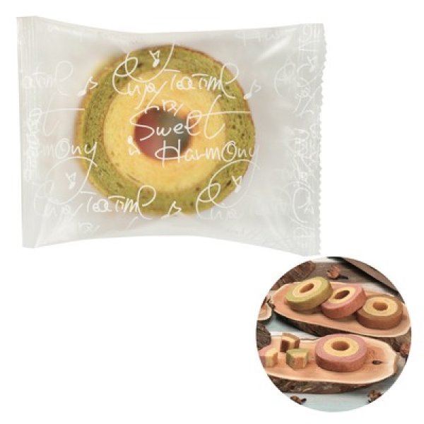 ２層バウムクーヘン　抹茶＆ミルクの写真