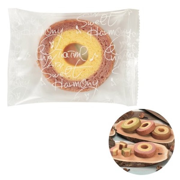 2層バウムクーヘン ストロベリー&ミルクの写真