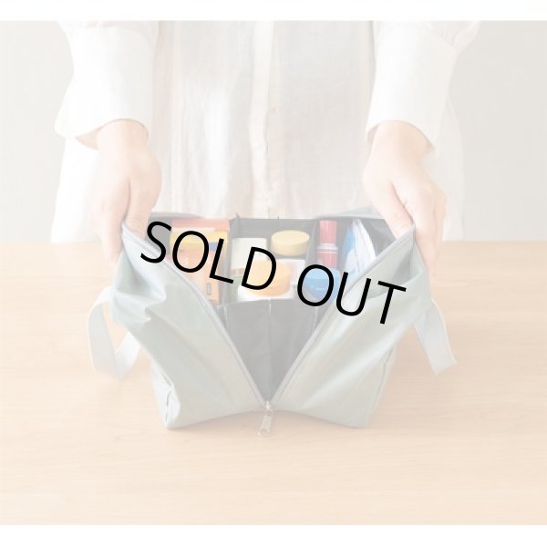 画像3: 出し入れ楽々！ボックス型収納ポーチ (3)