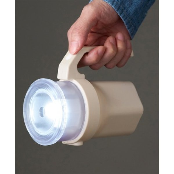 画像4: 備えて安心　単１形から単４形まで使えるハンディライト (4)