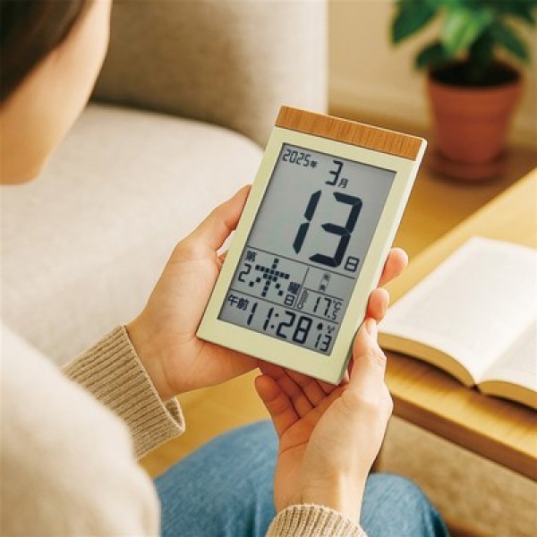画像3: デジタル日めくりカレンダー電波時計 (3)